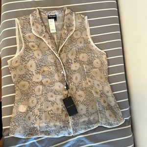 Sleeveless button down top Armani